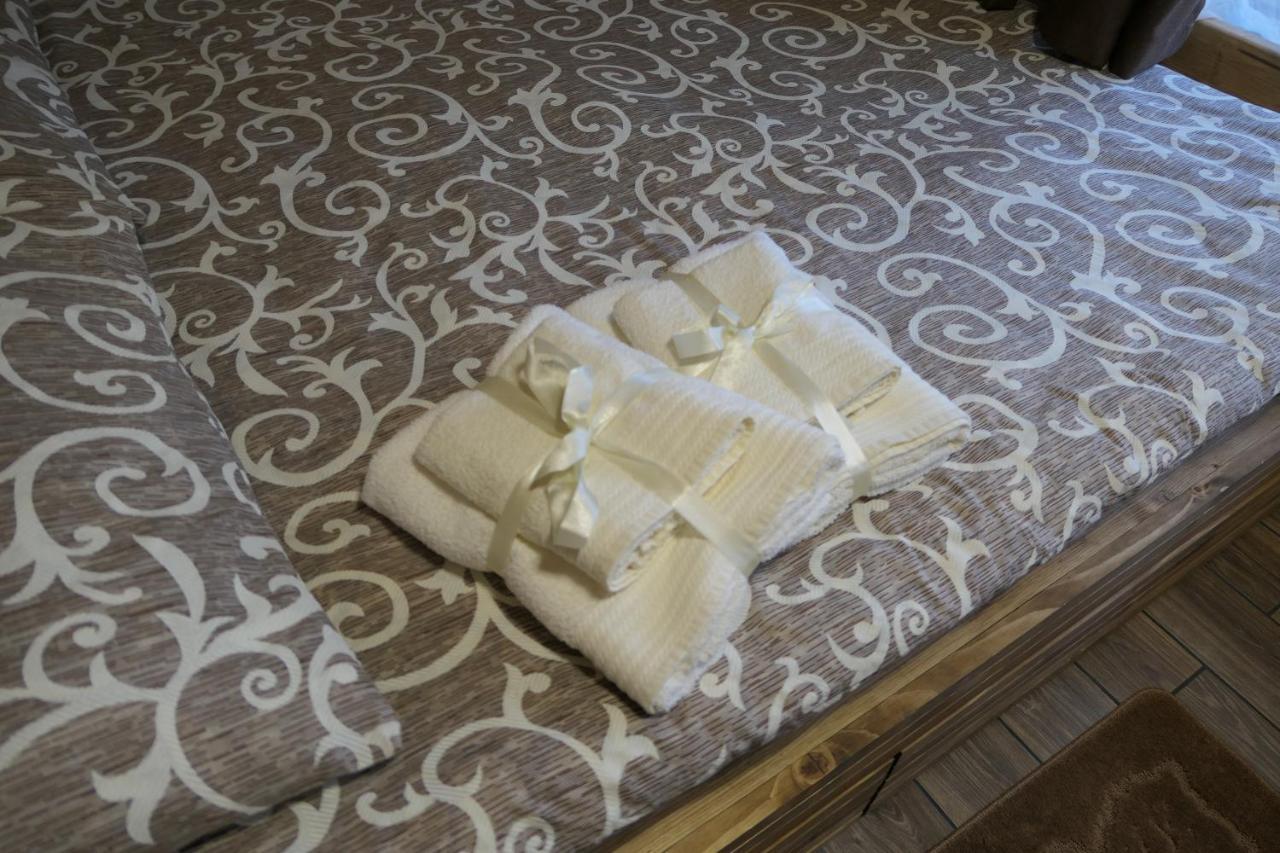 Voyage Tatariv Hotel Екстериор снимка