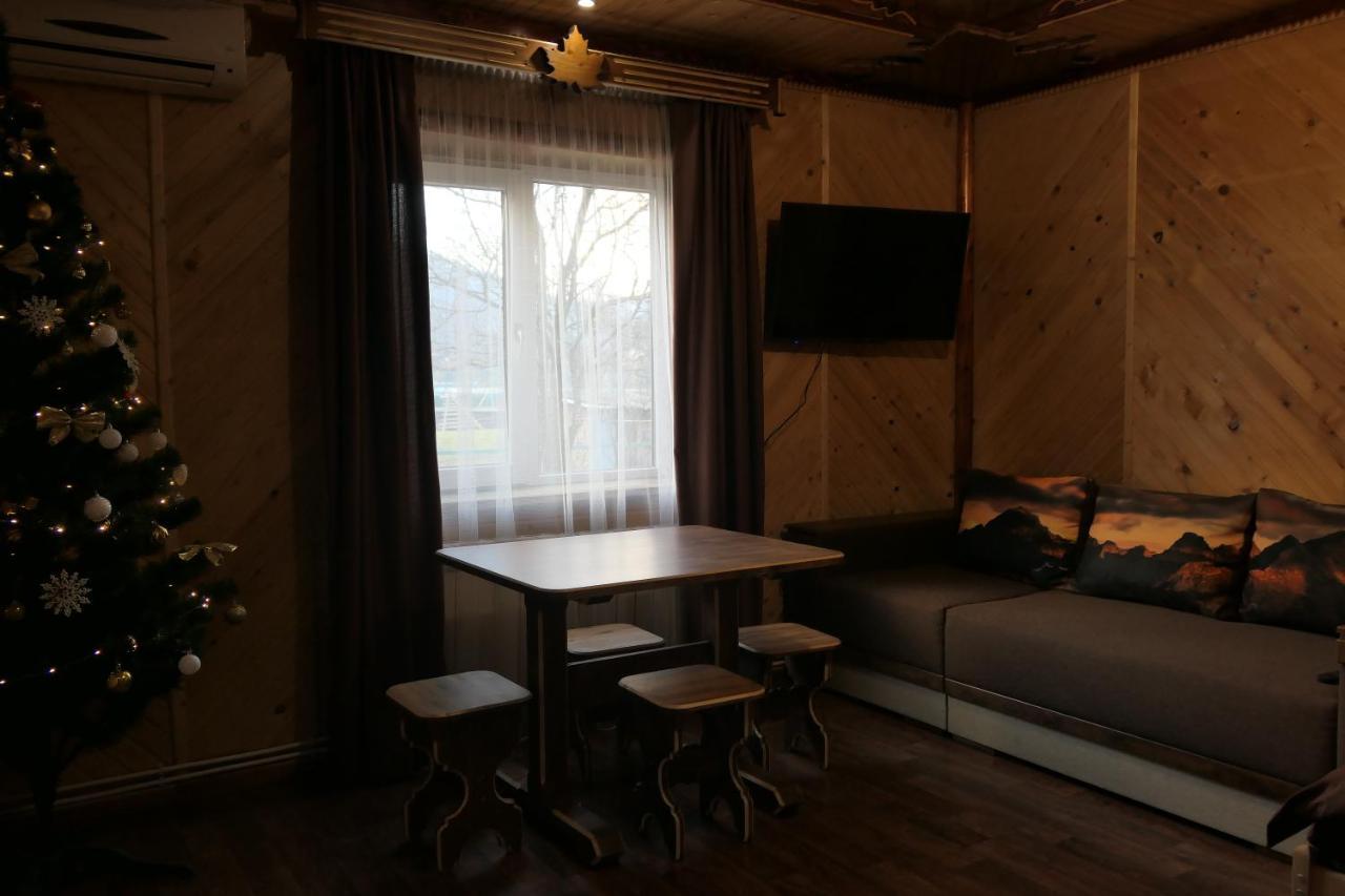 Voyage Tatariv Hotel Екстериор снимка