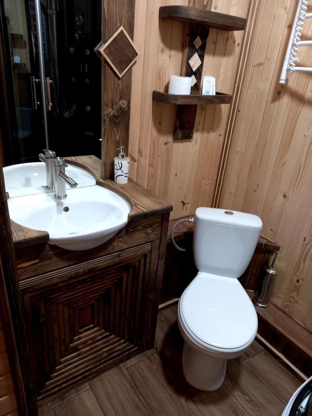 Voyage Tatariv Hotel Екстериор снимка