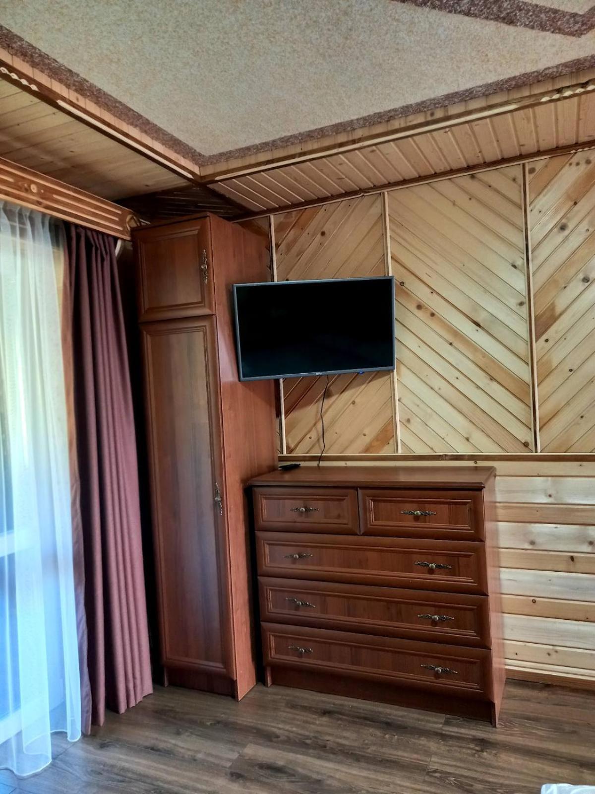 Voyage Tatariv Hotel Екстериор снимка