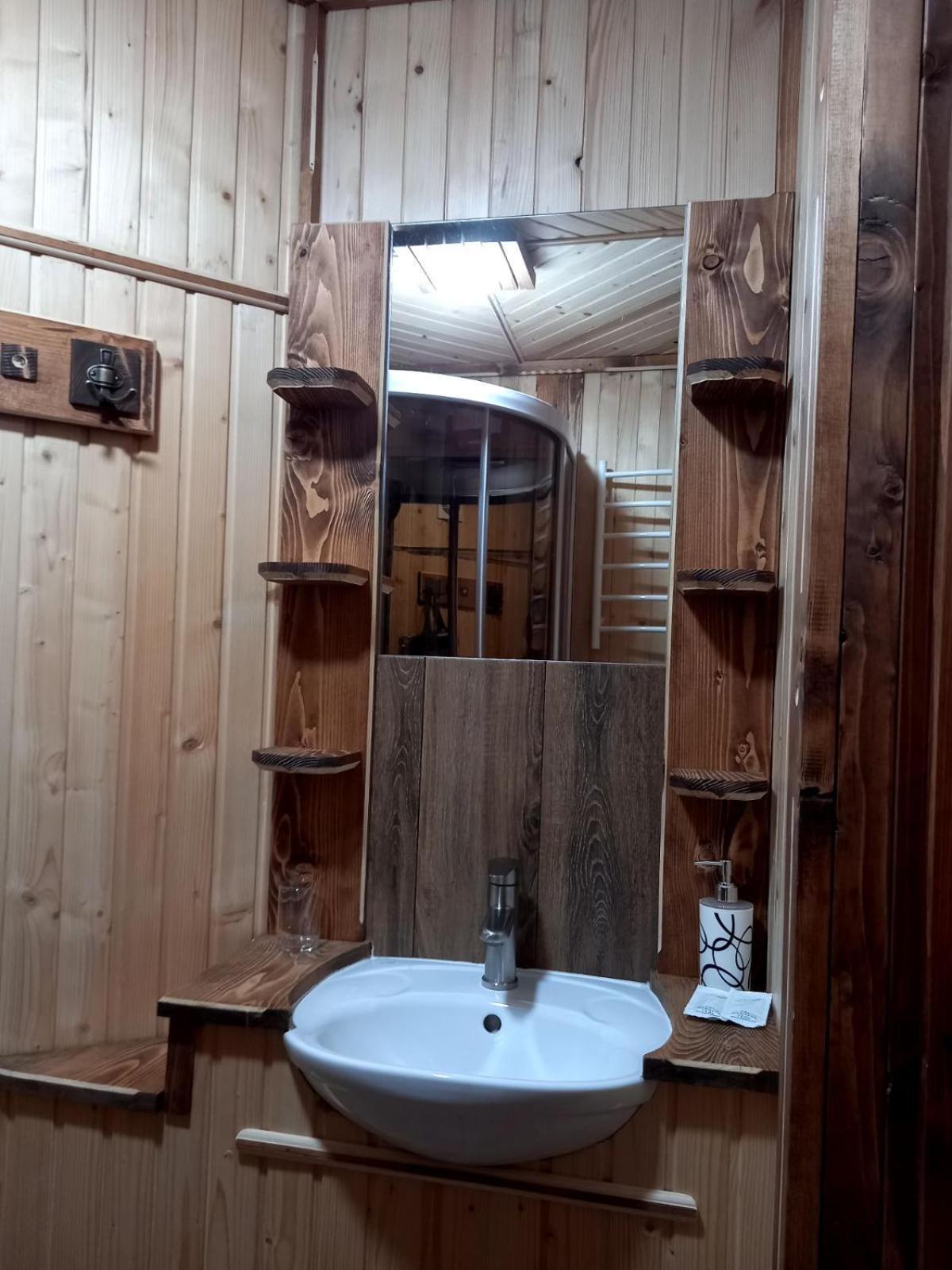 Voyage Tatariv Hotel Екстериор снимка
