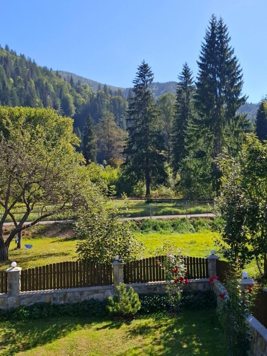 Voyage Tatariv Hotel Стая снимка